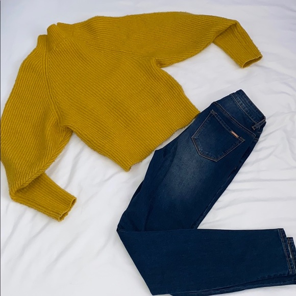 Classic High Waisted Jeans - Picture 1 of 3